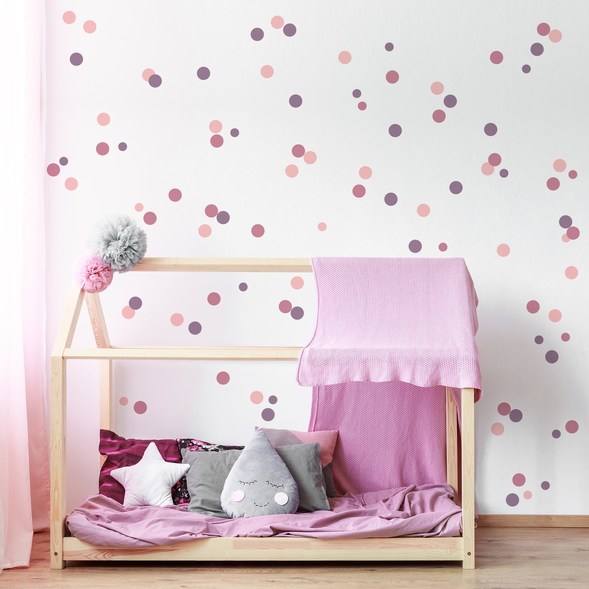 Children's Sticker Polka Dots Shades of Purple and Pink 108un